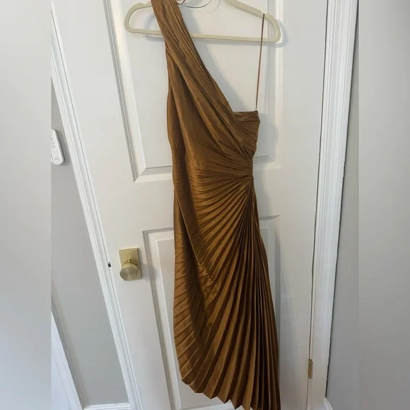 Vici Modern Day Glam One Shoulder Asymmetrical Maxi Dress Bronze/Golden Ochre L - Picture 7 of 7